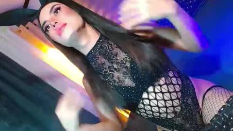 lovelymiss_shyna11 online show from 05-01-26, 10:20