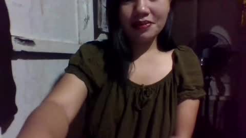 Snapshot of lovelymocha27 chatting on 03-10-25, 06:12 lovelymocha27s online show from 03-10-25, 06:12