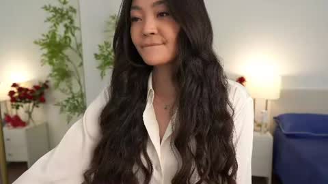 kim online show from 06-29-26, 10:59