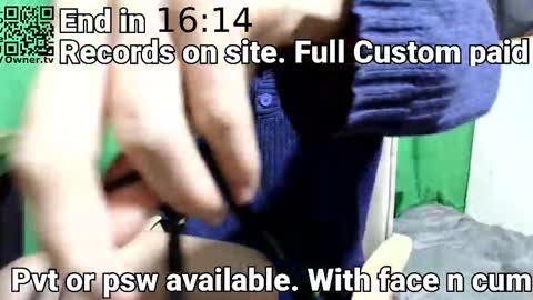 Snapshot of lovelyowner chatting on 12-22-25, 11:18 .com online show from 12-22-25, 11:18