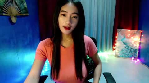 lovelypetite143 online show from 06-25-26, 06:45