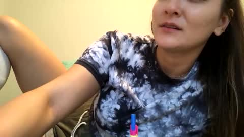 Snapshot of lovelyqueenaria chatting on 10-22-25, 07:13 Queen Aria  online show from 10-22-25, 07:13