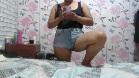 Snapshot of lovelyquey chatting on 02-10-25, 03:13 Angelquey online show from 02-10-25, 03:13