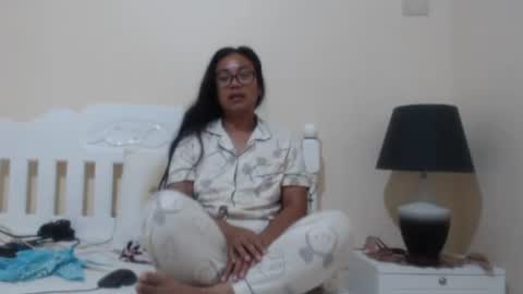 Snapshot of lovelyquey chatting on 10-19-25, 07:25 Angelquey online show from 10-19-25, 07:25