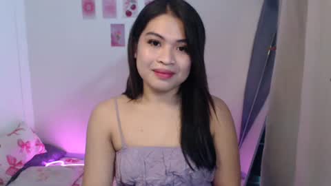 Snapshot of lovelyrhean chatting on 07-27-26, 02:24 Rhean online show from 07-27-26, 02:24