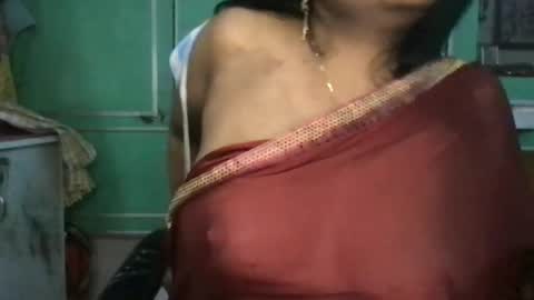 lovelyrose36 online show from 07-08-26, 06:45