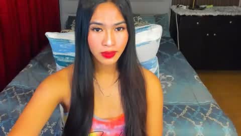 Snapshot of lovemarie19x chatting on 10-06-25, 03:26 pauleen online show from 10-06-25, 03:26