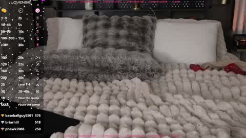 Snapshot of lovemoscarlett chatting on 01-14-25, 08:04 Scarlett online show from 01-14-25, 08:04