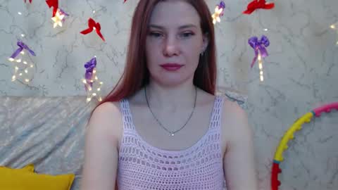 Snapshot of lovepeanutgirl chatting on 02-08-26, 04:10 Mary Love online show from 02-08-26, 04:10