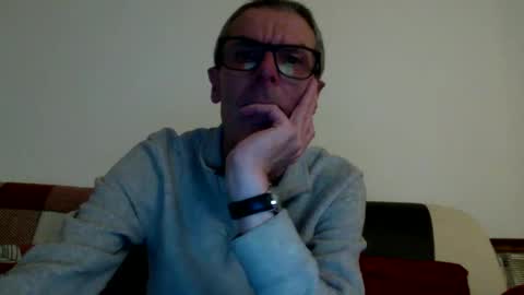 Snapshot of lovepvclate40s chatting on 01-01-25, 07:43 lovepvcearly50s online show from 01-01-25, 07:43