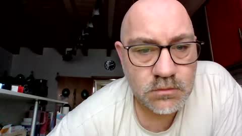 lover010983 online show from 02-20-25, 07:12