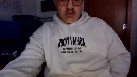 lover010983 online show from 01-12-26, 07:35