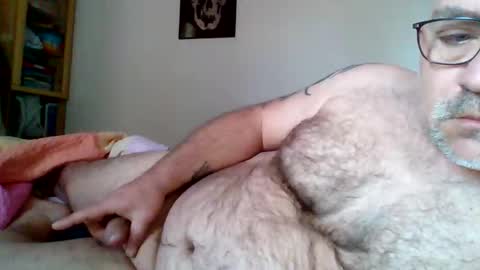 Snapshot of lover010983 chatting on 04-24-26, 06:27 lover010983 online show from 04-24-26, 06:27