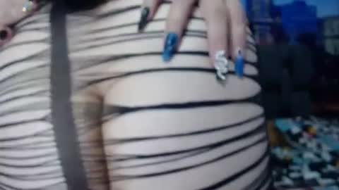 Snapshot of lover_mature2 chatting on 10-31-25, 02:12 Mature lover2 online show from 10-31-25, 02:12