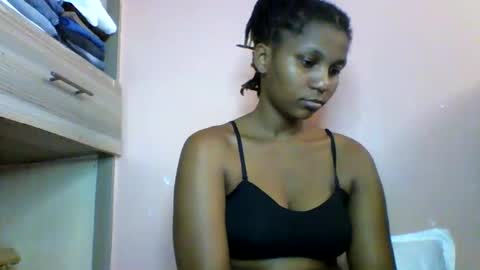 lovergal257 online show from 03-19-26, 07:01
