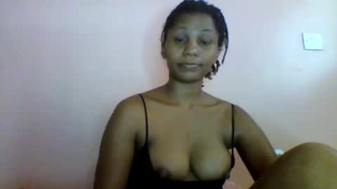 Snapshot of lovergal257 chatting on 05-06-26, 01:38 lovergal257 online show from 05-06-26, 01:38