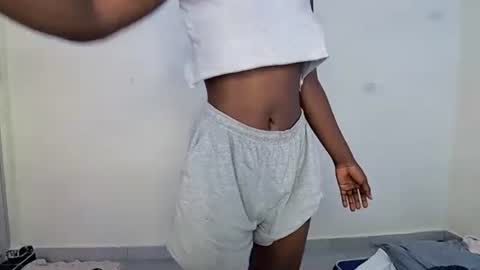 Snapshot of lovergirl2003 chatting on 01-29-25, 07:04 Kate online show from 01-29-25, 07:04