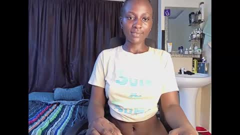 Snapshot of lovergirl2003 chatting on 03-11-25, 03:23 Kate online show from 03-11-25, 03:23