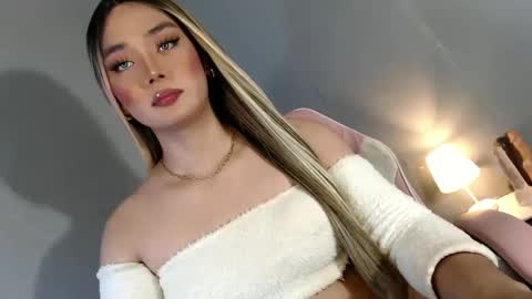 Snapshot of lovers_moon22 chatting on 12-09-24, 09:58 lovers moon22 online show from 12-09-24, 09:58