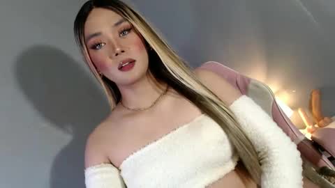 Snapshot of lovers_moon22 chatting on 01-09-25, 09:47 lovers moon22 online show from 01-09-25, 09:47