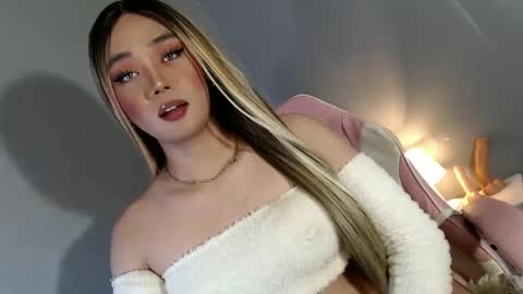 Snapshot of lovers_moon22 chatting on 01-10-25, 09:53 lovers moon22 online show from 01-10-25, 09:53