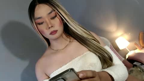 Snapshot of lovers_moon22 chatting on 01-14-25, 09:41 lovers moon22 online show from 01-14-25, 09:41