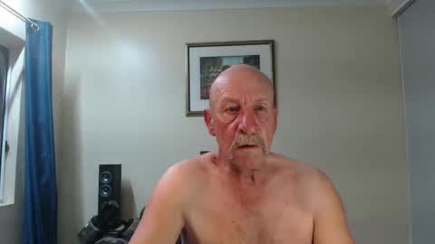 Lovesblackazz online show from 12-24-24, 11:06