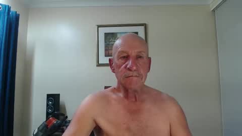 Snapshot of lovesblackazz chatting on 04-12-26, 01:54 Lovesblackazz online show from 04-12-26, 01:54