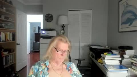 Michael online show from 05-06-26, 06:19