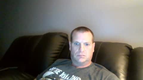 lovetocum37 online show from 12-12-24, 04:15