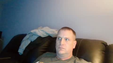 lovetocum37 online show from 02-12-25, 04:12