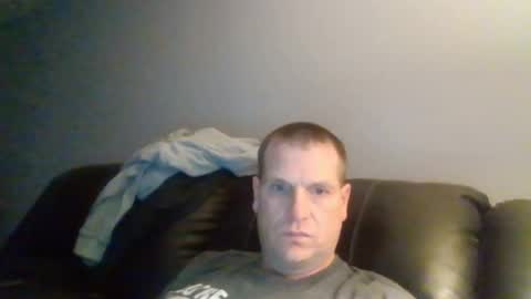 lovetocum37 online show from 02-18-25, 02:49