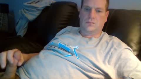 lovetocum37 online show from 03-01-25, 05:31