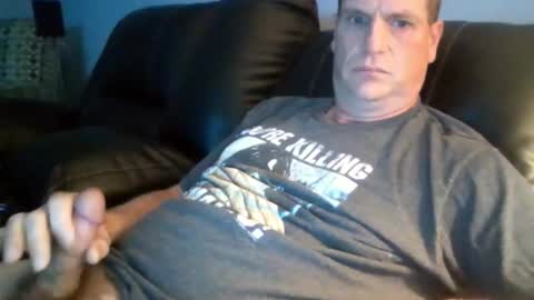 lovetocum37 online show from 10-28-25, 03:58