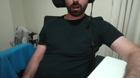 lovetojiz933 online show from 12-10-24, 12:06