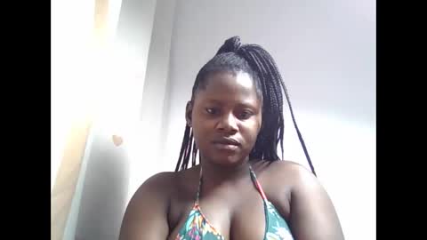 Snapshot of lovie_paula chatting on 09-25-25, 03:54 lovie_paula online show from 09-25-25, 03:54