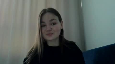 Snapshot of loviesimone chatting on 03-23-26, 10:41 loviesimone online show from 03-23-26, 10:41