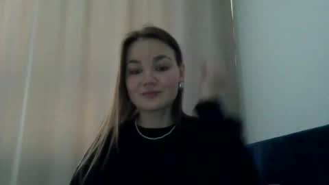 Snapshot of loviesimone chatting on 03-24-26, 10:20 loviesimone online show from 03-24-26, 10:20