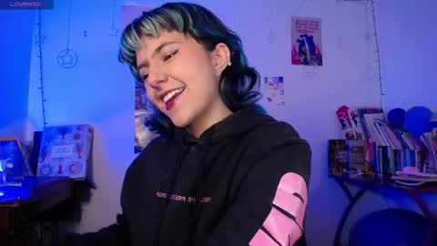 Snapshot of loving_alma chatting on 02-22-26, 01:40 loving_alma online show from 02-22-26, 01:40