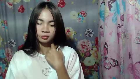 loving_rhean online show from 05-06-26, 11:48