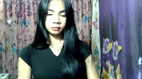 Snapshot of loving_rhean chatting on 07-21-26, 12:13 loving_rhean online show from 07-21-26, 12:13