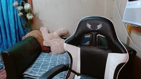 Marie online show from 07-21-26, 11:12