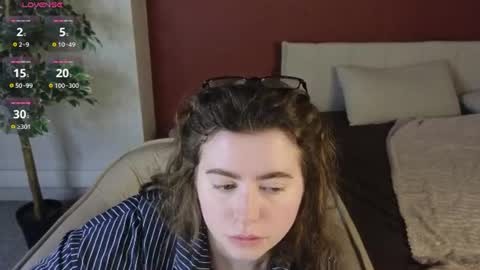 Erika online show from 06-20-26, 01:09