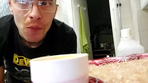 Snapshot of lshot_d chatting on 12-07-24, 10:06 Lshot D online show from 12-07-24, 10:06