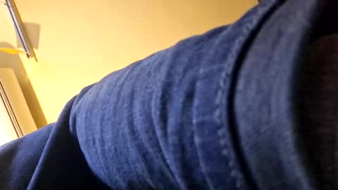 Snapshot of lshot_d chatting on 09-19-25, 06:26 Lshot D online show from 09-19-25, 06:26