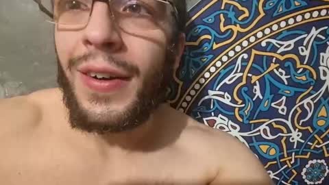 Snapshot of lshot_d chatting on 12-16-25, 03:33 Lshot D online show from 12-16-25, 03:33