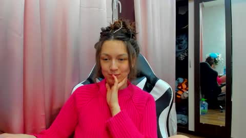 Snapshot of lu_krecia chatting on 12-23-24, 06:16 Lu krecia online show from 12-23-24, 06:16