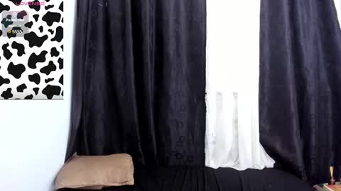 Lucia online show from 02-11-25, 02:13