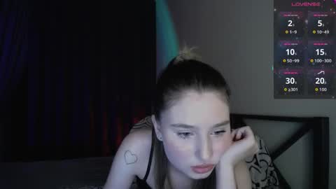 Lua online show from 09-23-25, 04:32