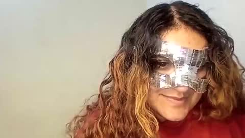 luana363 online show from 10-29-25, 03:42